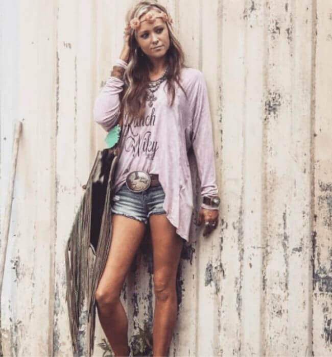 We are loving this look!  Western outfits women, Nfr outfits, Western  style outfits