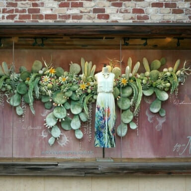12 Window Display Ideas For Boutiques