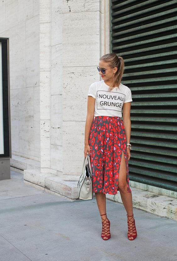 Graphic Tee: The Best Ways to Style Them - The Boutique Hub