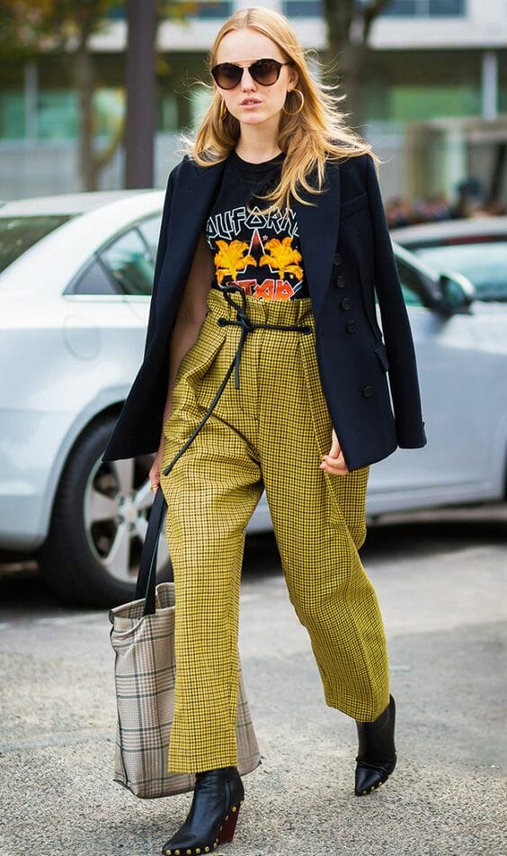 Graphic Tee: The Best Ways to Style Them - The Boutique Hub