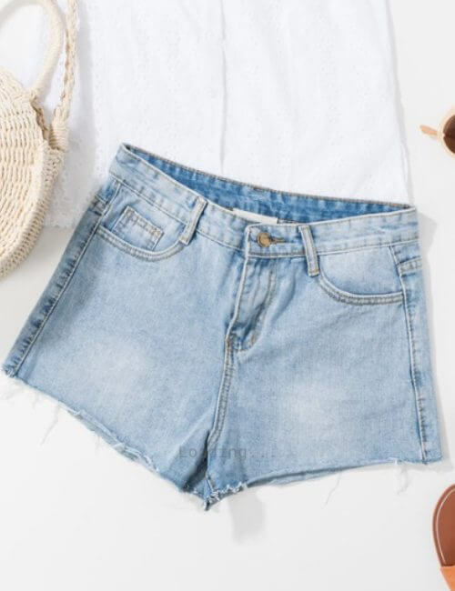 The Mom Shorts Trend is the Best of Summer - kelseyybarnes